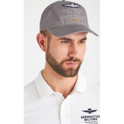 CZAPKA aeronautica militare. Szare czapki męskie Aeronautica Militare, z haftami, z bawełny. Za 189,00 zł.