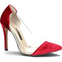 Czerwone aksamitne szpilki z silikonu 101R. Czerwone szpilki Neścior, bez wzorów, z materiału, eleganckie, na wysokim obcasie, na szpilce, bez zapięcia. W wyprzedaży za 219,00 zł.