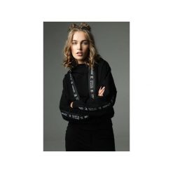 Bluza Go Sky High - czarna. Czarne bluzy damskie Madnezz, s, z aplikacjami, z elastanu, bez rękawów, bez kaptura. Za 299,00 zł.