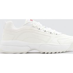 Białe buty sportowe XDYE. Białe buty sportowe męskie Pull&Bear, bez zapięcia. Za 199,00 zł.