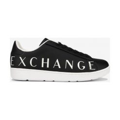 Armani Exchange Tenisówki Czarny. Czarne trampki męskie Armani Exchange, bez wzorów, z materiału, bez zapięcia. Za 557,95 zł.