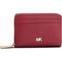 Mały Portfel Damski MICHAEL MICHAEL KORS - Money Pieces 32T8GF6Z1L Maroon. Czerwone portfele damskie MICHAEL Michael Kors, ze skóry. Za 329,00 zł.