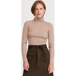Sweter z golfem - Beżowy. Brązowe swetry damskie Reserved, s, bez wzorów, bez rękawów. Za 119,99 zł.