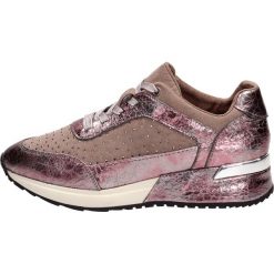 Sportowe buty damskie SERGIO LEONE SP005 BE. Brązowe buty sportowe damskie Sergio Leone, bez wzorów, klasyczne. W wyprzedaży za 139,00 zł.