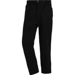 Chinosy męskie: Resteröds ORIGINAL Spodnie materiałowe smokey black