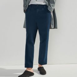 Spodnie carrot fit - Turkusowy. Niebieskie spodnie męskie Reserved, m, bez wzorów, z jeansu. W wyprzedaży za 39,99 zł.