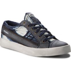 Sneakersy DIESEL - D-String Low Y01641 P1547 T6067 Indigo. Niebieskie sneakersy męskie Diesel, na co dzień, bez wzorów, ze skóry, eleganckie, bez zapięcia. W wyprzedaży za 419,00 zł.