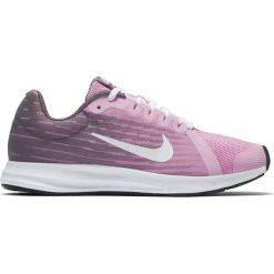 Nike Downshifter 8 Tenisówki Różowy. Różowe trampki i tenisówki damskie Nike, z materiału. Za 223,95 zł.