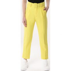 Żółte Spodnie Graceful. Żółte spodnie damskie Born2be, m, z tkaniny. Za 79,99 zł.