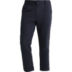 Chinosy męskie: Only & Sons ONSSOLID TAPE CROPPED Chinosy mood indigo