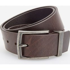 Skórzany pasek - Brązowy. Brązowe paski męskie Reserved, w paski. Za 89,99 zł.