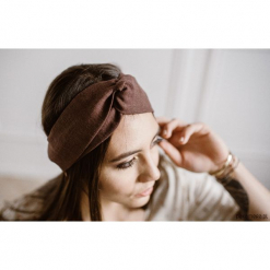 Lniana opaska do włosów, turban,CHOCOLATE BROWN. Brązowe ozdoby do włosów marki Pakamera. Za 69,00 zł.