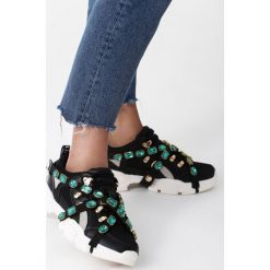 Czarne Sneakersy Designate. Czarne sneakersy damskie Born2be, z materiału. Za 109,99 zł.