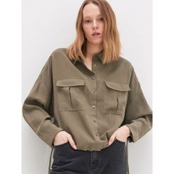 Koszula oversize z kieszeniami - Khaki. Brązowe koszule damskie House, s, bez wzorów, bez kołnierzyka, bez rękawów. Za 119,99 zł.