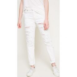 Pepe Jeans - Jeansy. Białe jeansy damskie relaxed fit marki Pepe Jeans, z aplikacjami, z bawełny. W wyprzedaży za 219,90 zł.