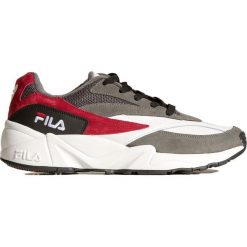 Buty FILA V94M LOW. Szare buty sportowe męskie Fila, ze skóry, bez zapięcia. W wyprzedaży za 314,00 zł.