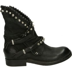 Botki - 250202 NERO. Czarne botki damskie skórzane marki Venezia. Za 779,00 zł.