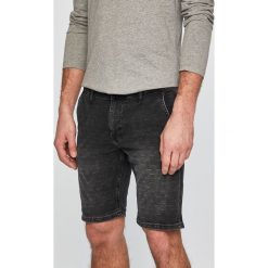 Pepe Jeans - Szorty Noah Short Checkered. Szare spodenki i szorty męskie Pepe Jeans, bez wzorów, z elastanu, casualowe. W wyprzedaży za 219,90 zł.