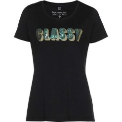 T-shirt bonprix czarno-głęboki zielony - oliwkowy. Czarne t-shirty damskie marki bonprix, z nadrukiem. Za 37,99 zł.
