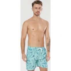 Miętowe Szorty Aroasa. Zielone spodenki i szorty męskie Born2be, xl, bez wzorów. W wyprzedaży za 24,99 zł.