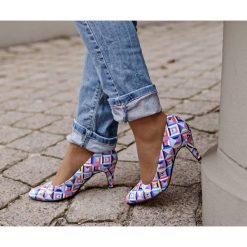 Czółenka na 7 cm szpilce - skóra naturalna - model 1367 - kolor kalejdoskop. Czółenka damskie Zapato, bez wzorów, ze skóry, bez obcasa, na szpilce. W wyprzedaży za 255,20 zł.
