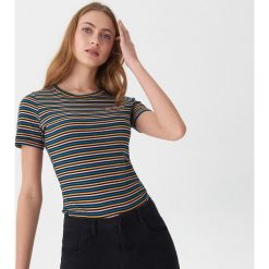 T-shirt w kolorowe paski - Paski. Szare t-shirty damskie House, xl, w paski, bez kołnierzyka. W wyprzedaży za 29,99 zł.