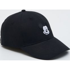 Czapka z daszkiem Disney - Czarny. Czarne czapki damskie Sinsay, z motywem z bajki. Za 19,99 zł.