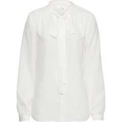 Bluzka z krawatką bonprix biel wełny. Białe bluzki wizytowe marki bonprix, z wełny, eleganckie. Za 54,99 zł.