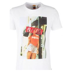 Q/S designed by T-shirt 40.903.32.5236 . 0100 White (rozmiar M). Białe koszulki męskie Q/S designed by, s, bez wzorów, bez kołnierzyka. W wyprzedaży za 53,00 zł.