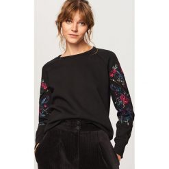 Bluza z ozdobnymi rękawami - Czarny. Czarne bluzy damskie Reserved, l. Za 99,99 zł.