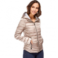 Kurtka zimowa w kolorze szarobrązowym. Brązowe kurtki damskie pikowane marki Snowie Collection, na zimę, s. W wyprzedaży za 159,95 zł.