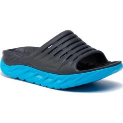Klapki HOKA ONE ONE - Ora Recovery Slide 1099673 Ebony/Dresden Blue. Czarne klapki męskie Hoka One One, bez wzorów, z tworzywa sztucznego. Za 199,00 zł.