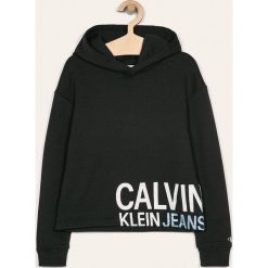 Calvin Klein Jeans - Bluza dziecięca 140-176 cm. Czarne bluzy dziewczęce z nadrukiem, z bawełny. Za 299,90 zł.
