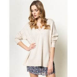 Sweter Pepe Jeans Beatrix PL701562. Brązowe swetry damskie Pepe Jeans, s, bez wzorów, z jeansu, klasyczne, bez rękawów, bez kaptura. W wyprzedaży za 239,00 zł.