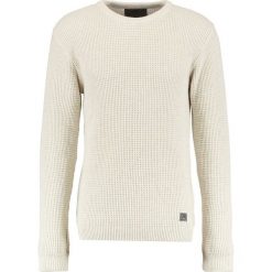 Swetry klasyczne męskie: Brixtol Textiles REED Sweter raw white