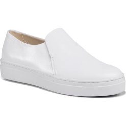 Półbuty VAGABOND - Camille 4945-201-01 White. Białe półbuty damskie Vagabond, bez wzorów, ze skóry, bez obcasa, na płaskiej podeszwie, bez zapięcia. Za 419,00 zł.