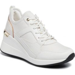 Sneakersy ALDO - Thrundra 61794625 70. Białe półbuty damskie ALDO, z aplikacjami, ze skóry ekologicznej, bez obcasa, na koturnie, bez zapięcia. Za 369,00 zł.