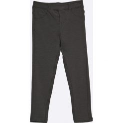 Blukids - Legginsy dziecięce 98-128 cm. Czarne legginsy dziewczęce marki Blukids, z bawełny. W wyprzedaży za 29,90 zł.