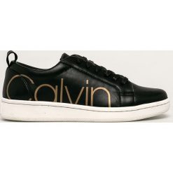 Calvin Klein - Buty skórzane. Białe buty sportowe damskie Calvin Klein, bez wzorów, ze skóry, sportowe. W wyprzedaży za 359,90 zł.