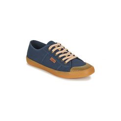 Buty Dziecko Kickers LAPLAGE. Niebieskie trampki dziewczęce Kickers, bez wzorów, bez zapięcia. Za 119,50 zł.