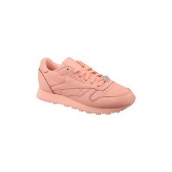 Buty Reebok Sport Classic Leather BS7912. Różowe buty sportowe damskie Reebok Sport, bez wzorów, bez zapięcia. Za 289,99 zł.