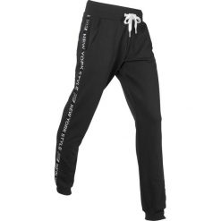 Spodnie dresowe, długie, Level 1 bonprix czarny. Czarne spodnie dresowe damskie marki bonprix, z dresówki. Za 74,99 zł.