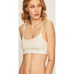 Calvin Klein Underwear - Biustonosz CK One. Białe biustonosze sportowe damskie Calvin Klein Underwear, s, z aplikacjami, z elastanu. W wyprzedaży za 89,90 zł.