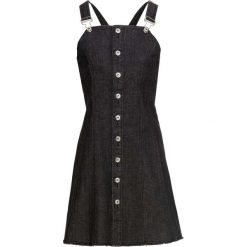 Sukienka dżinsowa ogrodniczka bonprix czarny denim. Czarne sukienki damskie bonprix, bez wzorów, z denimu, bez kołnierzyka, z długim rękawem, długie, maxi, plisowane. Za 79,99 zł.