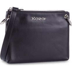 Torebka KAZAR - 37200-01-00 Black. Czarne listonoszki damskie Kazar, na co dzień, w paski, ze skóry, na ramię, bez dodatków. Za 599,00 zł.