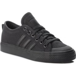 Buty adidas - Nizza BZ0495 Cblack/Cblack/Cblack. Czarne półbuty damskie Adidas, ze skóry, bez zapięcia. W wyprzedaży za 199,00 zł.