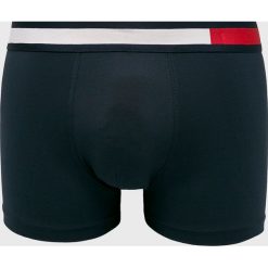 Tommy Hilfiger - Bokserki. Niebieskie bokserki męskie TOMMY HILFIGER, bez wzorów, z elastanu. W wyprzedaży za 99,90 zł.