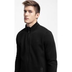 Bluza męska BLM302 - głęboka czerń. Pomarańczowe bluzy męskie marki 4f, m, z dzianiny. W wyprzedaży za 79,99 zł.