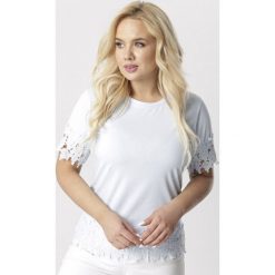 Jasnoniebieska Bluzka Mellorinda. Niebieskie bluzki damskie Born2be, xl, bez wzorów, bez kołnierzyka, bez rękawów. W wyprzedaży za 49,99 zł.