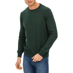 Sweter w kolorze zielonym. Zielone swetry klasyczne męskie GALVANNI, m, z okrągłym kołnierzem. W wyprzedaży za 229,95 zł.